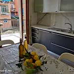 Residenza Regina Margherita, Apud Montes Appartement