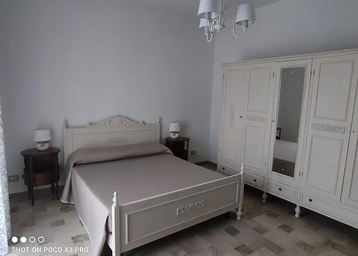 Residenza Regina Margherita, Apud Montes アパート