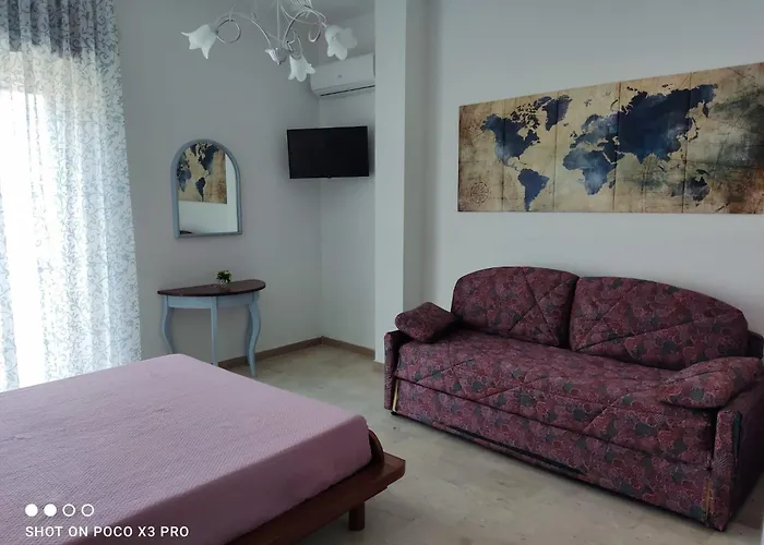 Residenza Regina Margherita, Apud Montes アパート